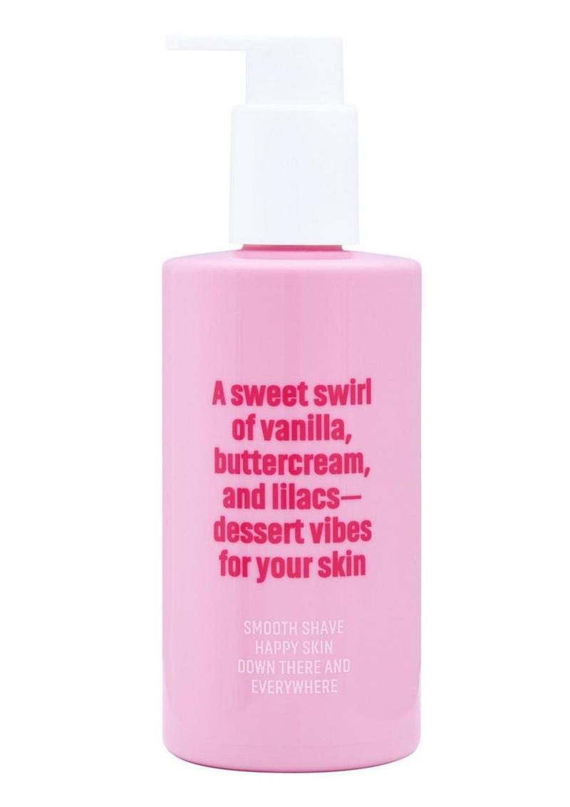 Coochy Shave Cream Frosted Cake 8oz